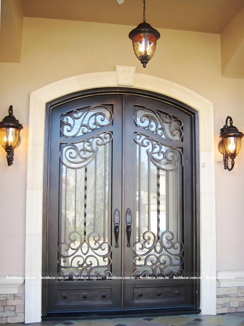 cửa sắt Pano kính 2 cánh phong cách cổ điển
